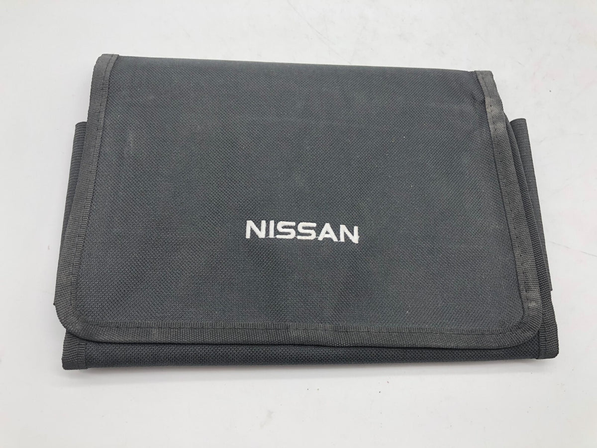 2014 Nissan Rogue Owners Manual Set with Case OEM R01B19006