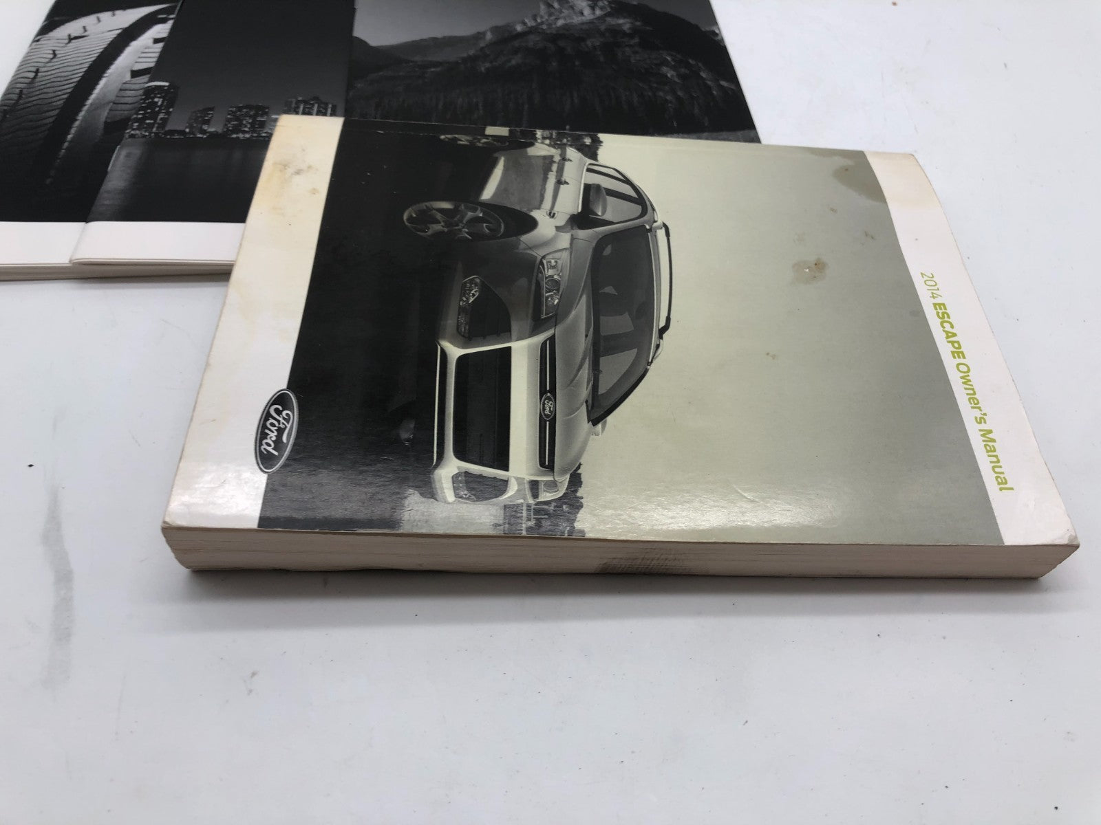 2014 Ford Escape Owners Manual Set with Case OEM B04B32087