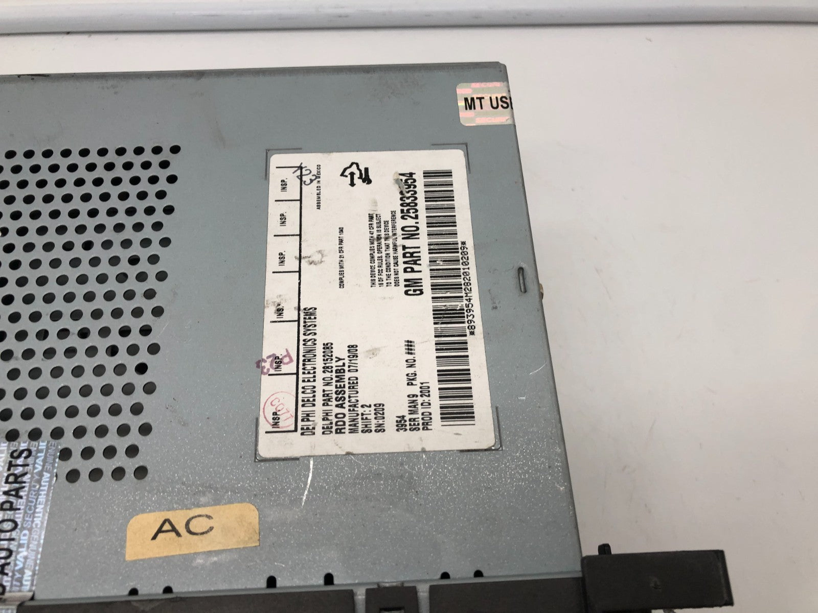 2009 Saturn Aura AM FM Radio CD Player Receiver OEM C02B51001