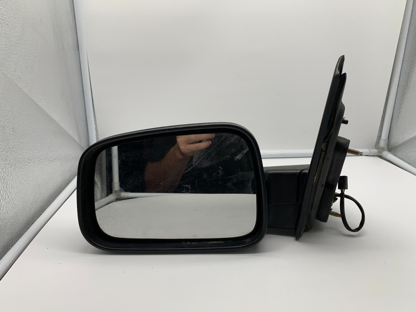 2006-2011 Chevrolet HHR Driver Side View Power Door Mirror Black OEM C02B23064