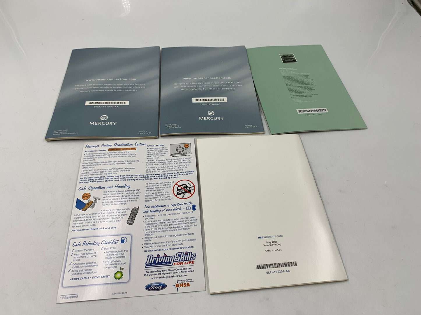2007 Mercury Milan Owners Manual Set with Case OEM B01B03003