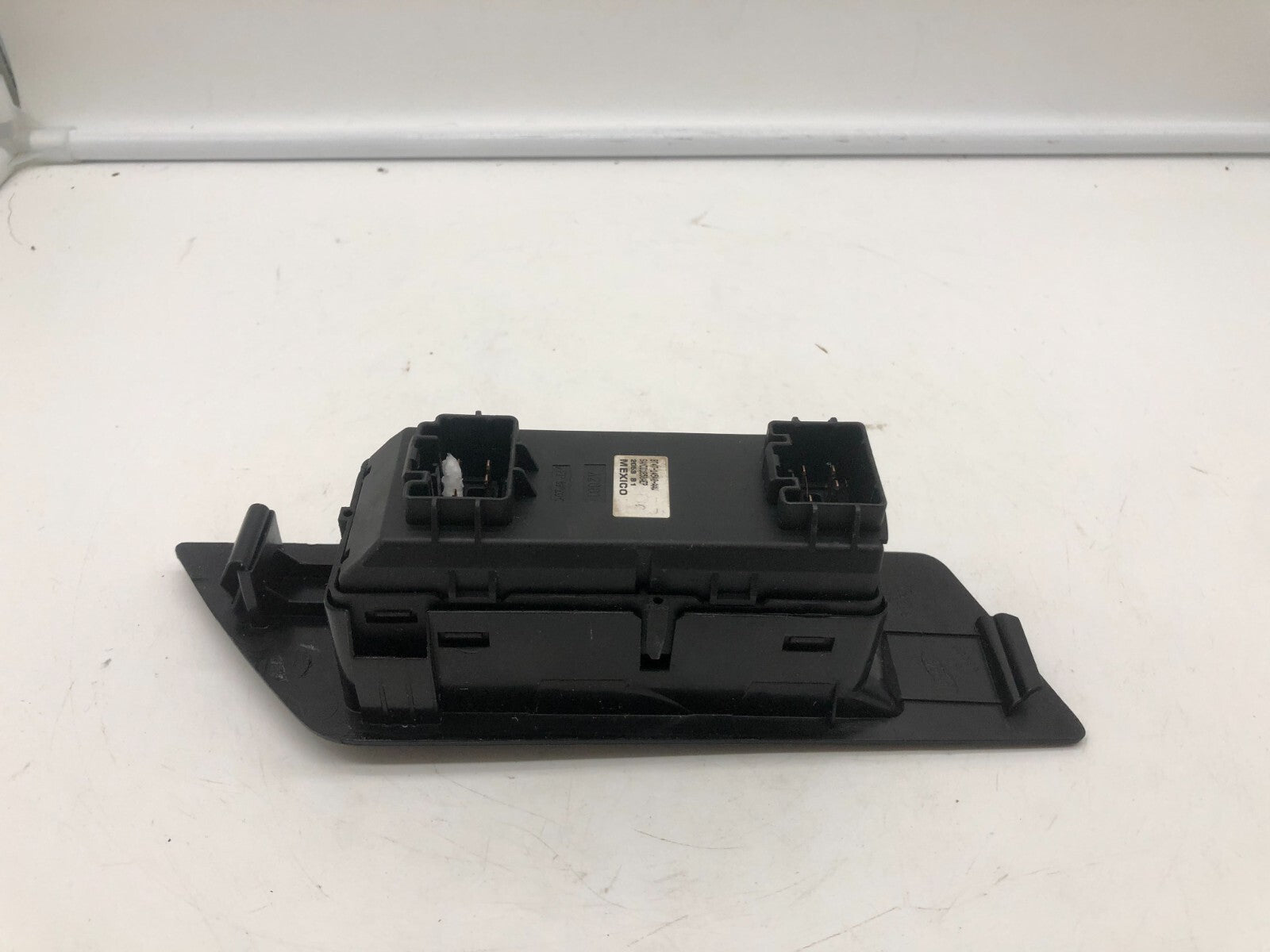2011-2014 Ford Edge Master Power Window Switch OEM A03B01082