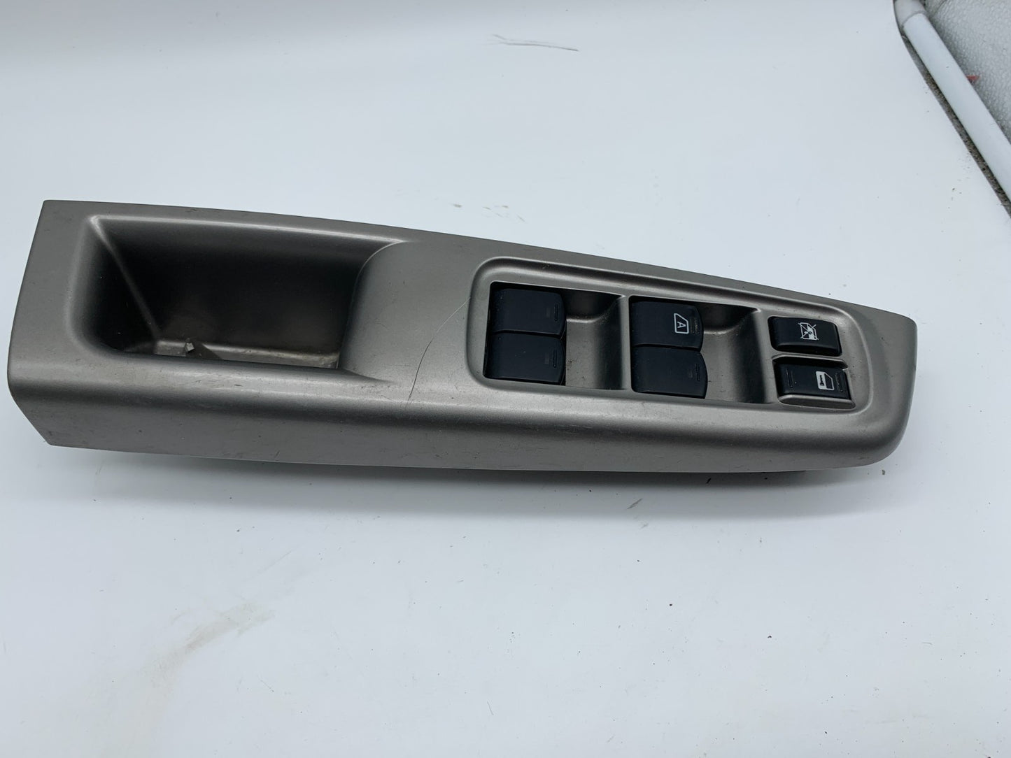 2009-2010 Subaru Forester Master Power Window Switch OEM C02B34005