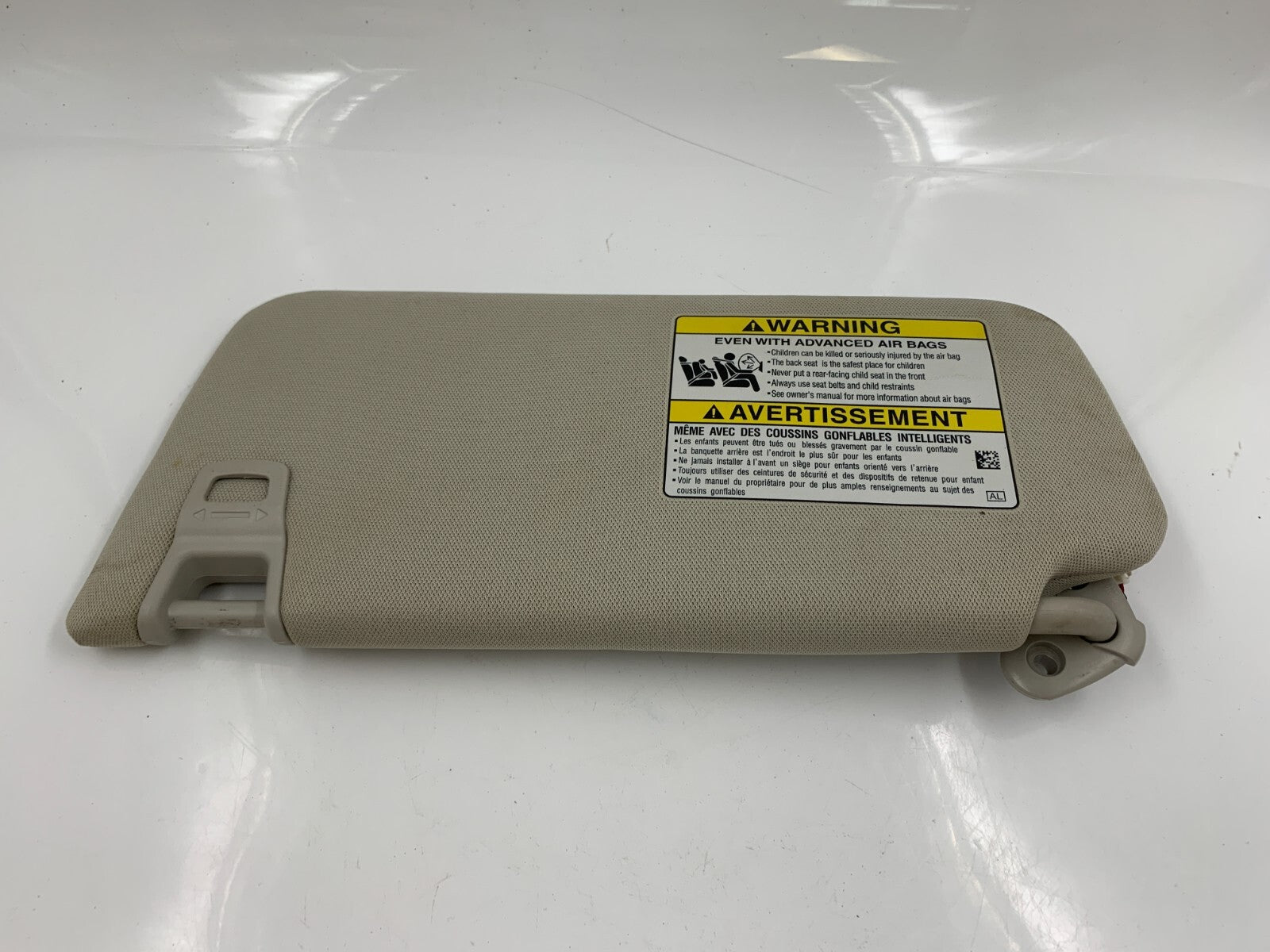 2015-2022 Subaru Legacy Passenger Sun Visor Beige Illuminated OEM D03B23052