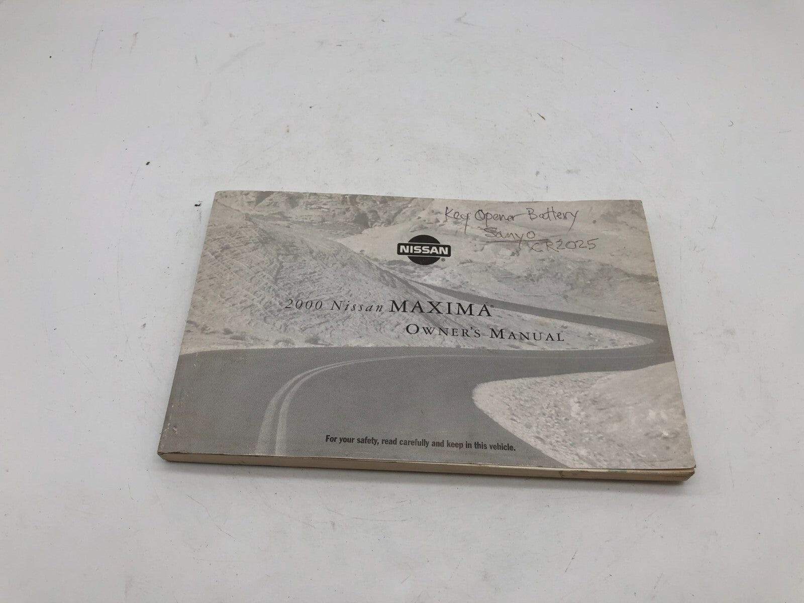 2000 Nissan Maxima Owners Manual OEM D04B70012