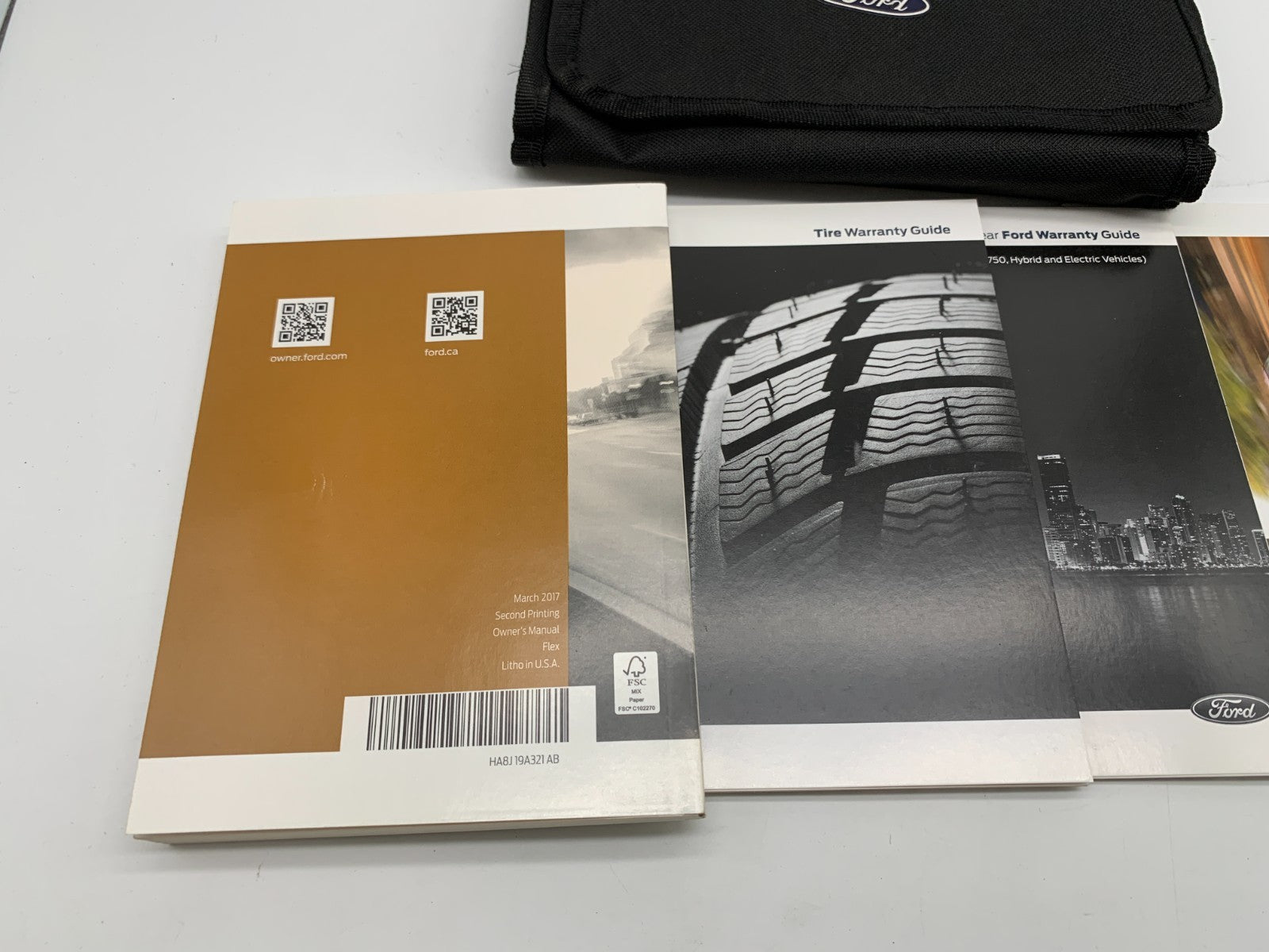 2017 Ford Flex Owners Manual Set with Case OEM B04B27012