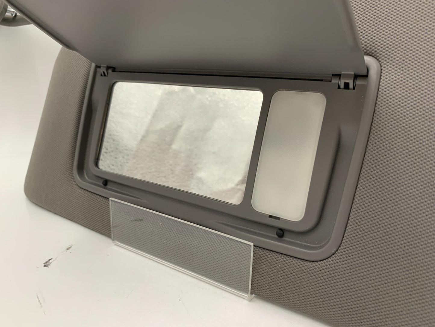 2006-2010 Honda Odyssey Driver Sun Visor Dark Gray Illuminated OEM E01B29032