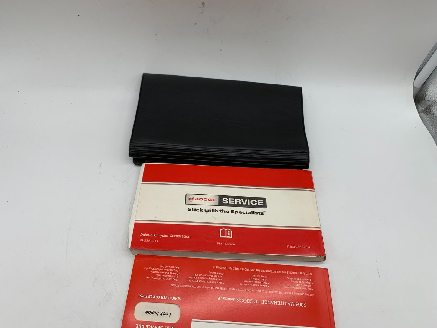 2006 Dodge Dakota Owners Manual Set with Case OEM C02B07011