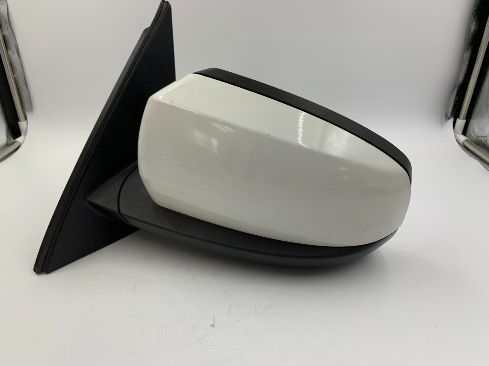 2011-2013 BMW X5 Driver Side View Power Door Mirror White OEM B03B24003
