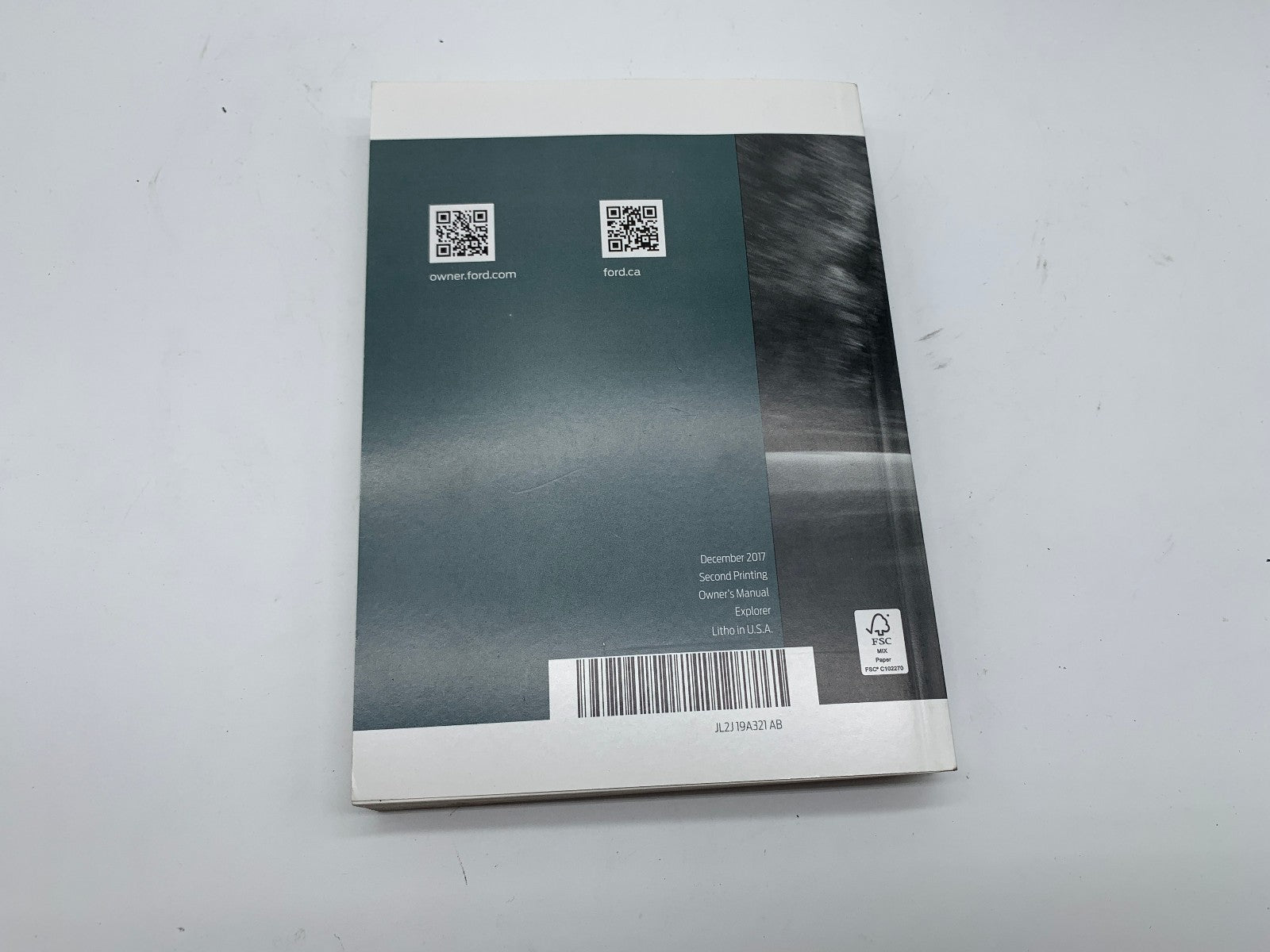 2018 Ford Explorer Owners Manual Set with Case OEM R01B30014