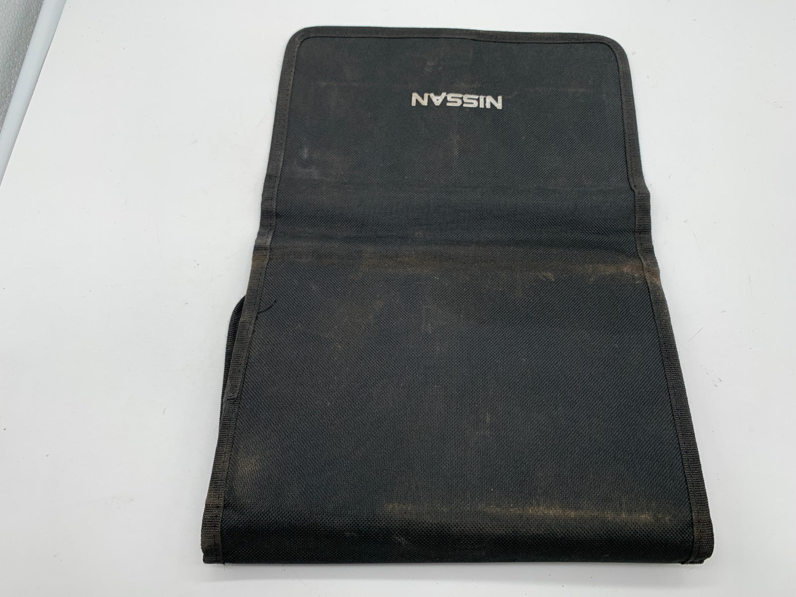 2013 Nissan Pathfinder Owners Manual Set with Case OEM C03B29006