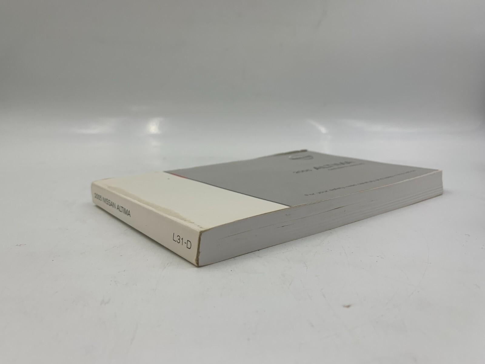 2005 Nissan Altima Owners Manual OEM C04B32029