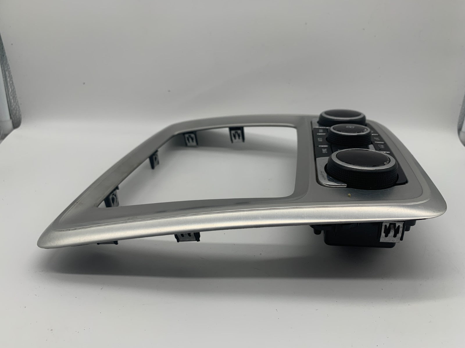 2013-2017 GMC Acadia Climate Control AC Heater with Bezel OEM 23158334