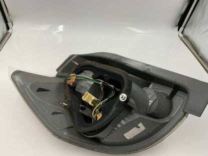 2003-2004 Toyota Matrix Passenger Side Taillight Tail Light OEM E02B67002