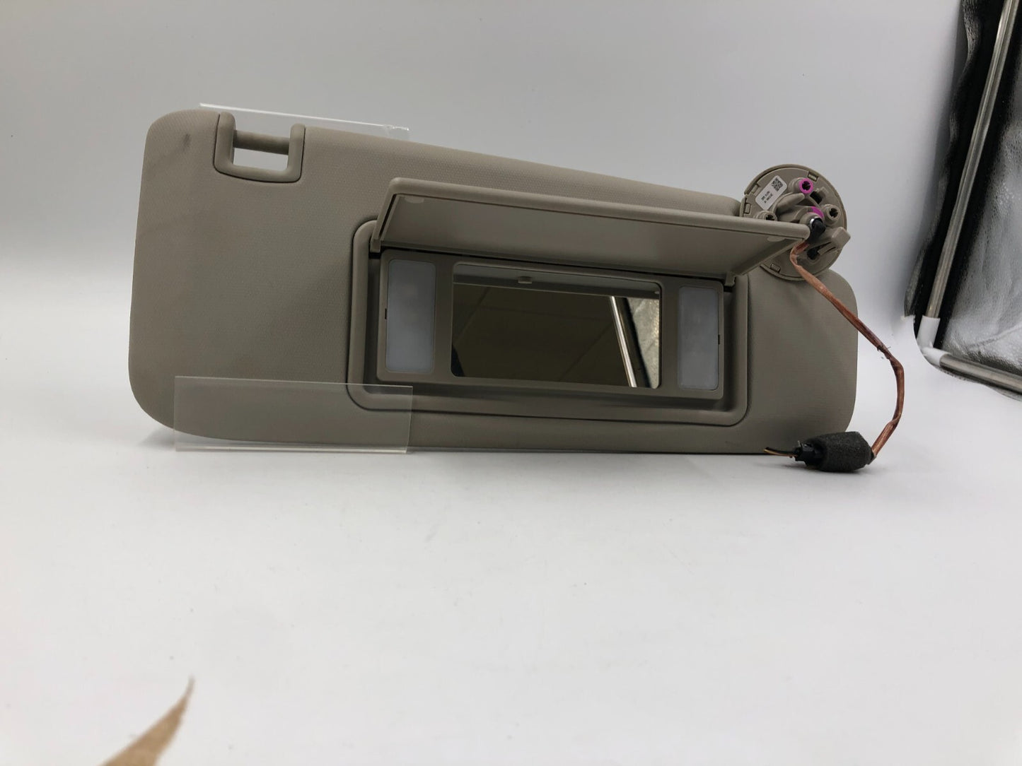 2018-2020 Buick Regal Passenger Sun Visor Gray Illuminated Gray OEM B01B02001