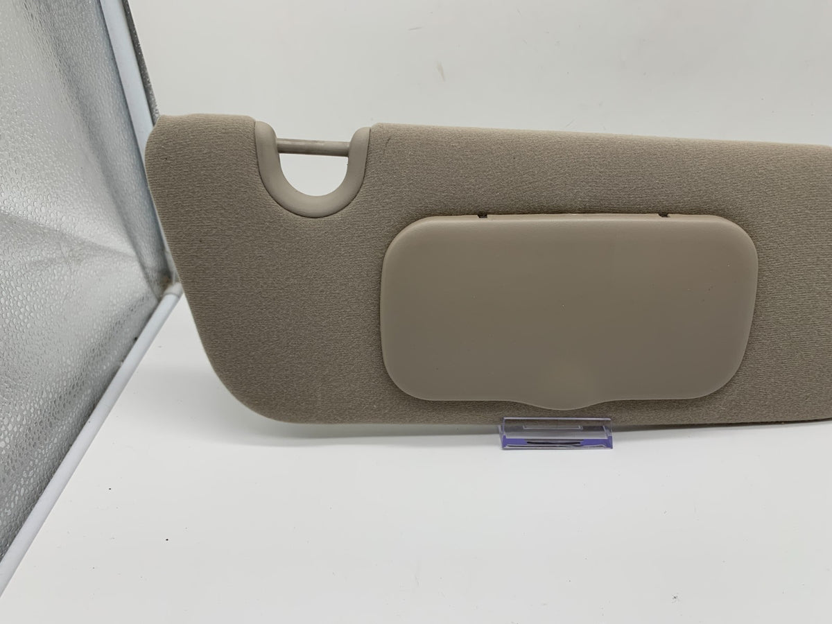 2002-2003 Jeep Liberty Passenger Sun Visor Gray Illumination OEM B02B09091