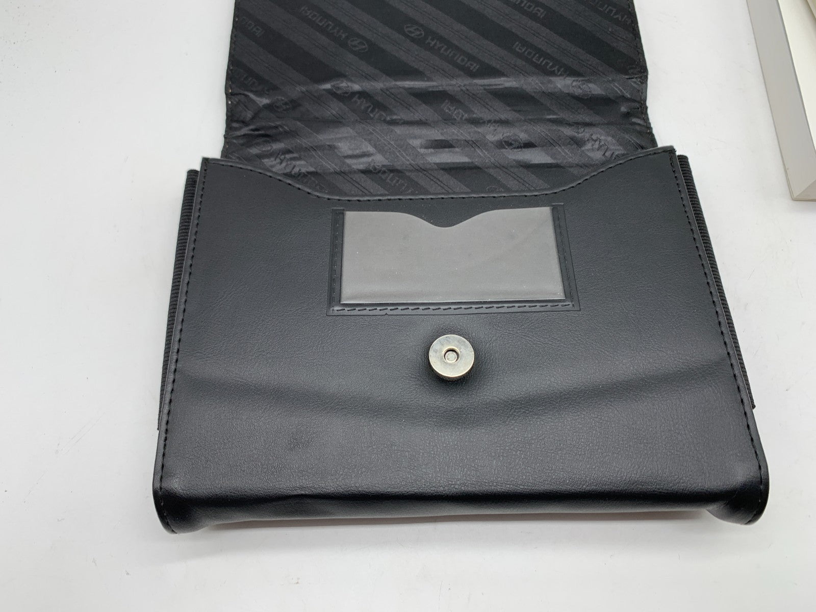 2018 Hyundai Elantra Owners Manual Set with Case OEM D02B09043