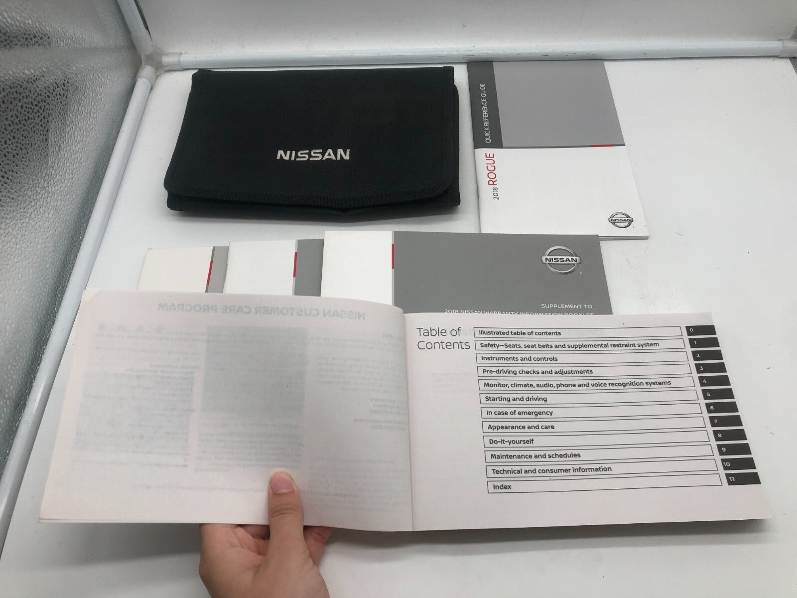 2018 Nissan Rogue Owners Manual Set with Case OEM A03B35058