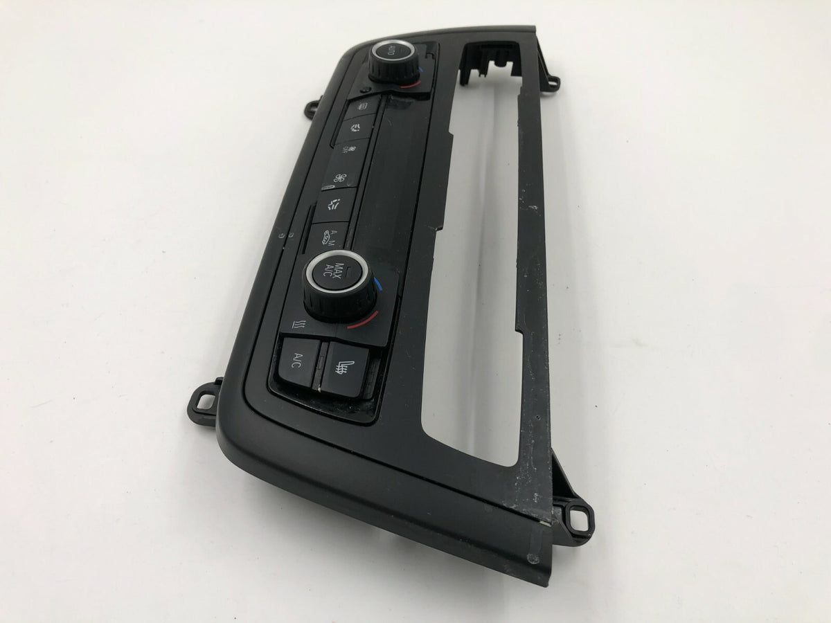 2012-2014 BMW 328i AC Heater Climate Control Unit OEM A02B17024
