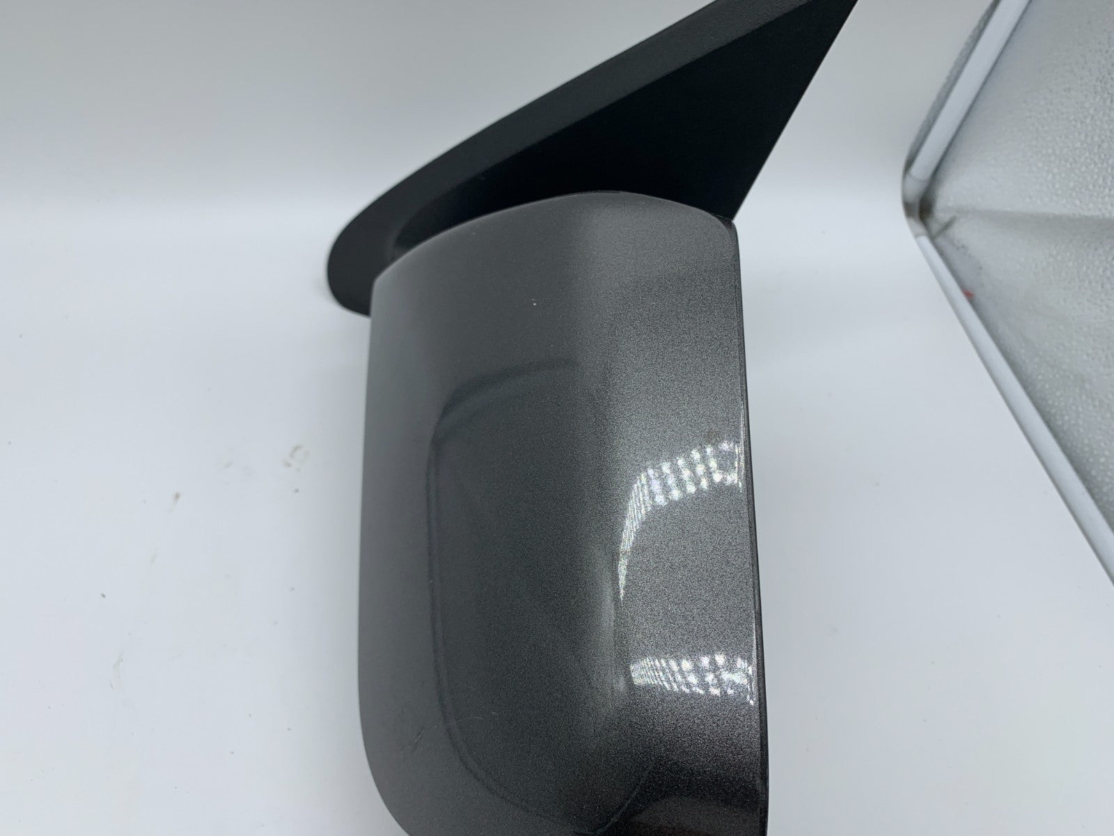 2008-2009 Ford Escape Driver Side View Power Door Mirror Gray OEM C04B47001