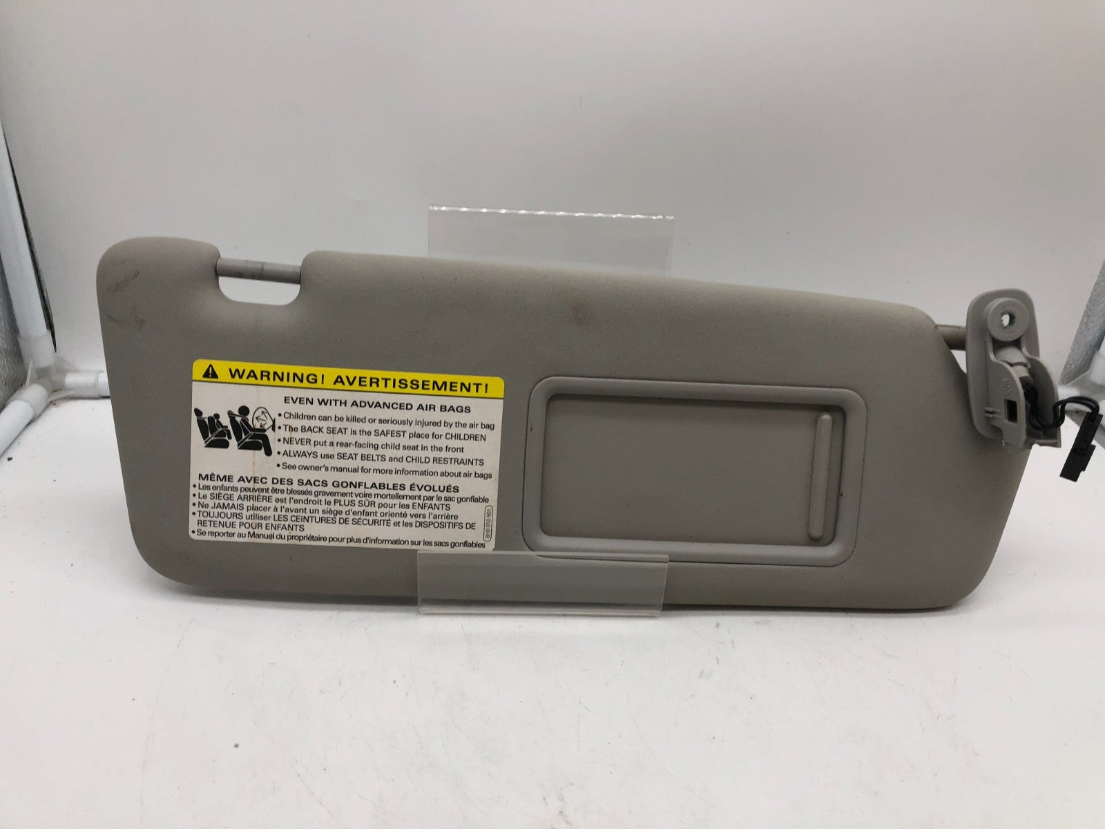2002-2008 Audi A4 Sedan Passenger Sun Visor Gray Illuminated OEM C02B51009
