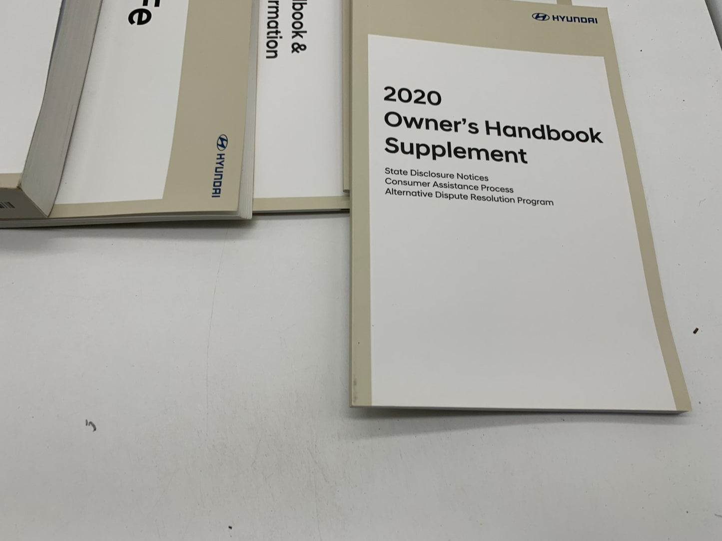 2020 Hyundai Santa FE Sport Owners Manual Set with Case OEM C02B13062