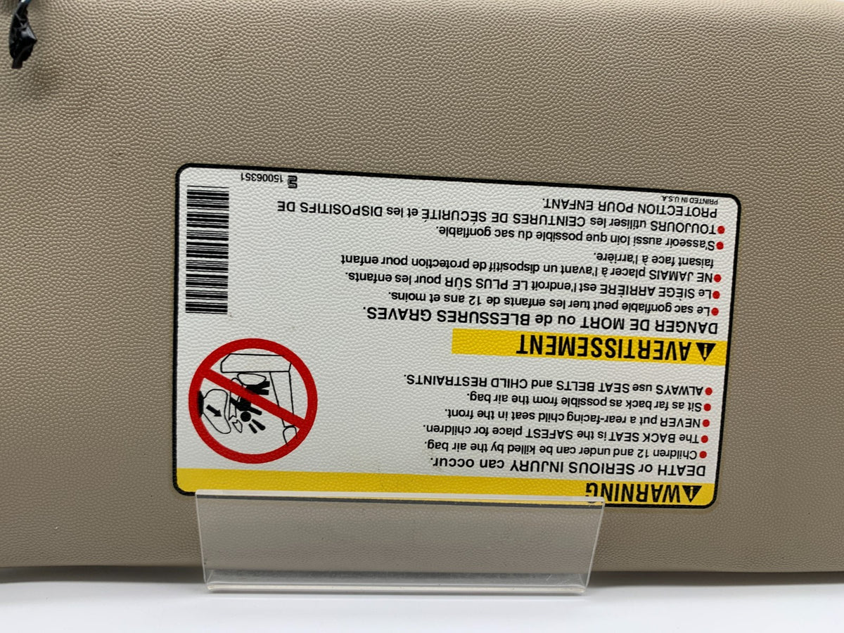 2003-2007 Cadillac CTS Passenger Sun Visor Gray Illuminated OEM C03B06006