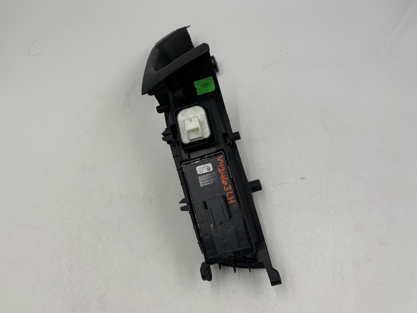 2015-2018 Audi A3 Master Power Window Switch OEM D04B16021