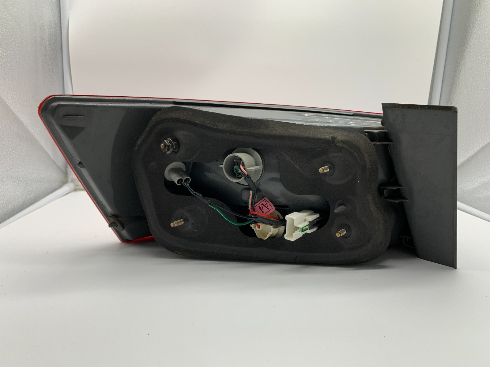 2006-2008 Hyundai Sonata Passenger Side Tail Light Taillight OEM B04B28021