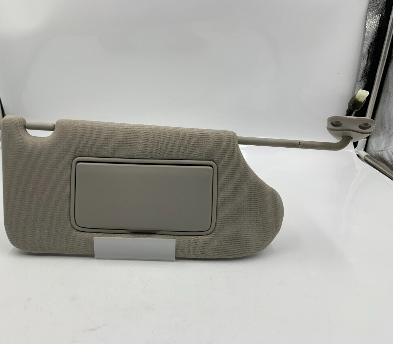 2013-2019 Nissan Altima Passenger Sun Visor Gray Illumination OEM C01B07025