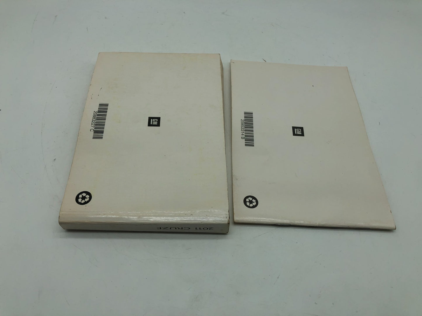 2011 Chevrolet Cruze Owners Manual Set OEM B04B33052