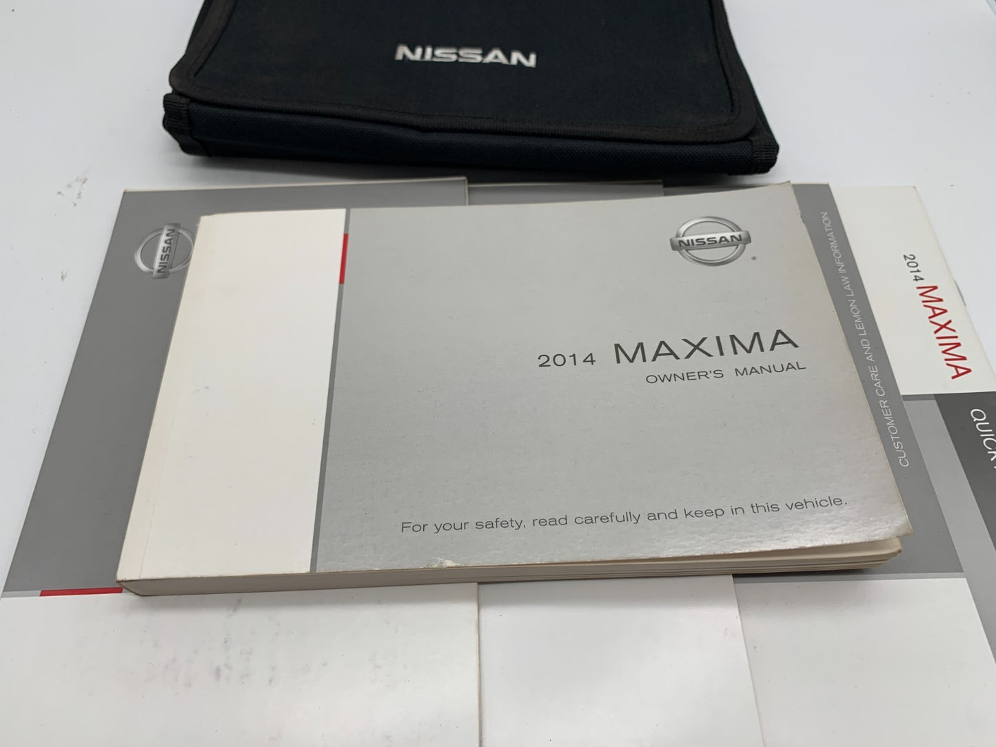 2014 Nissan Maxima Owners Manual Set with Case OEM D01B19014