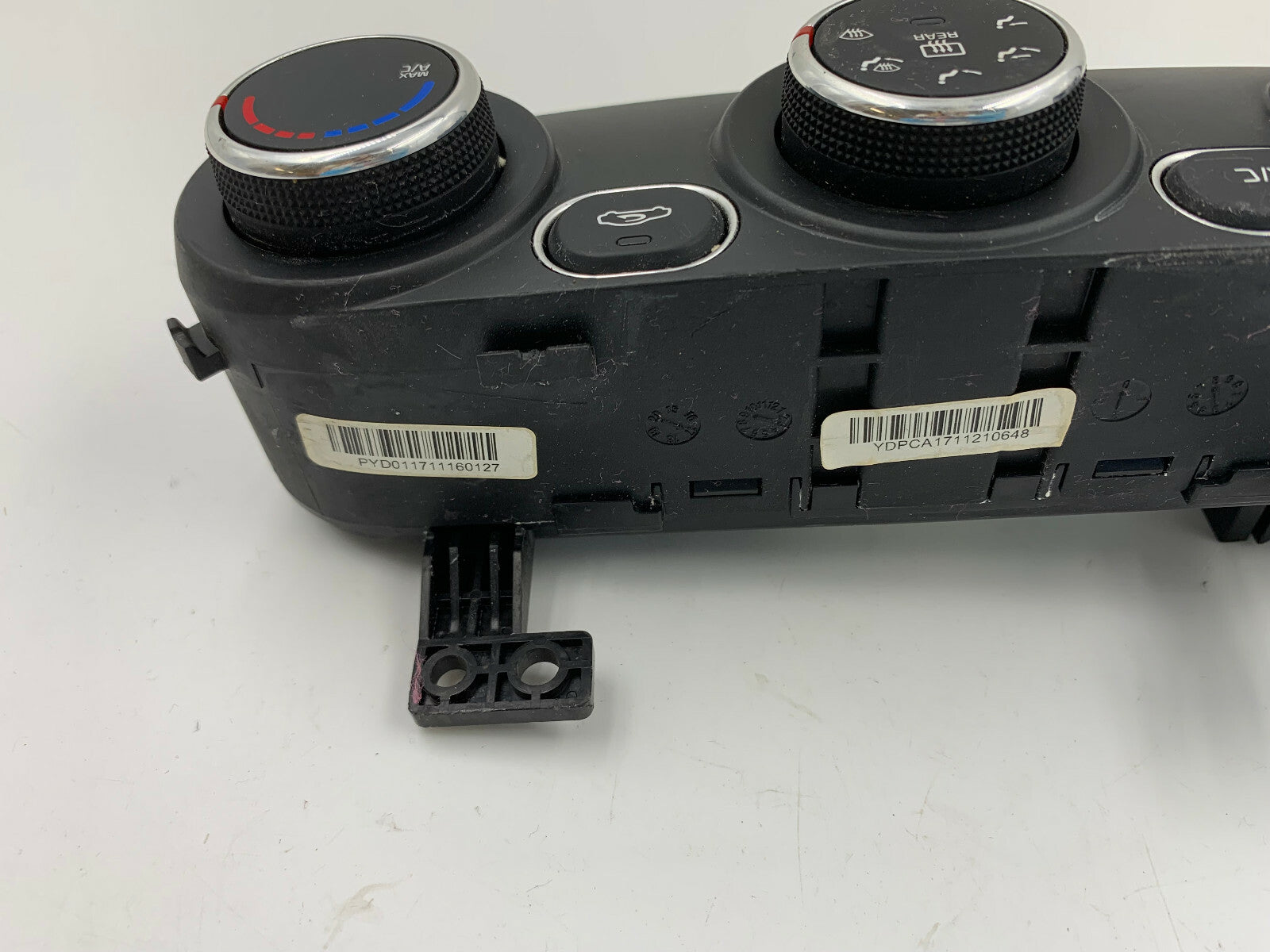 2017-2018 Kia Forte AC Heater Climate Control OEM E01B24008