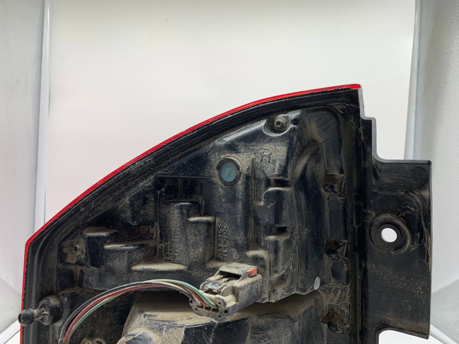 2011-2013 Jeep Compass Passenger Side Tail Light Taillight OEM C03B58002