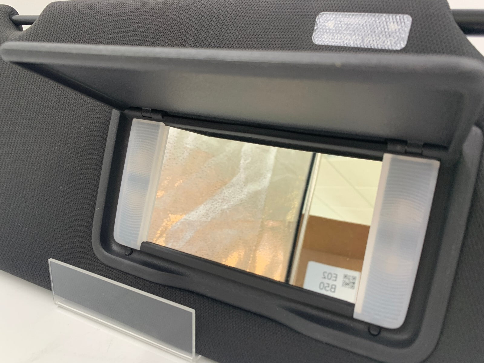 2013-2019 Ford Taurus Passenger Sun Visor Black Illuminated OEM A02B30014