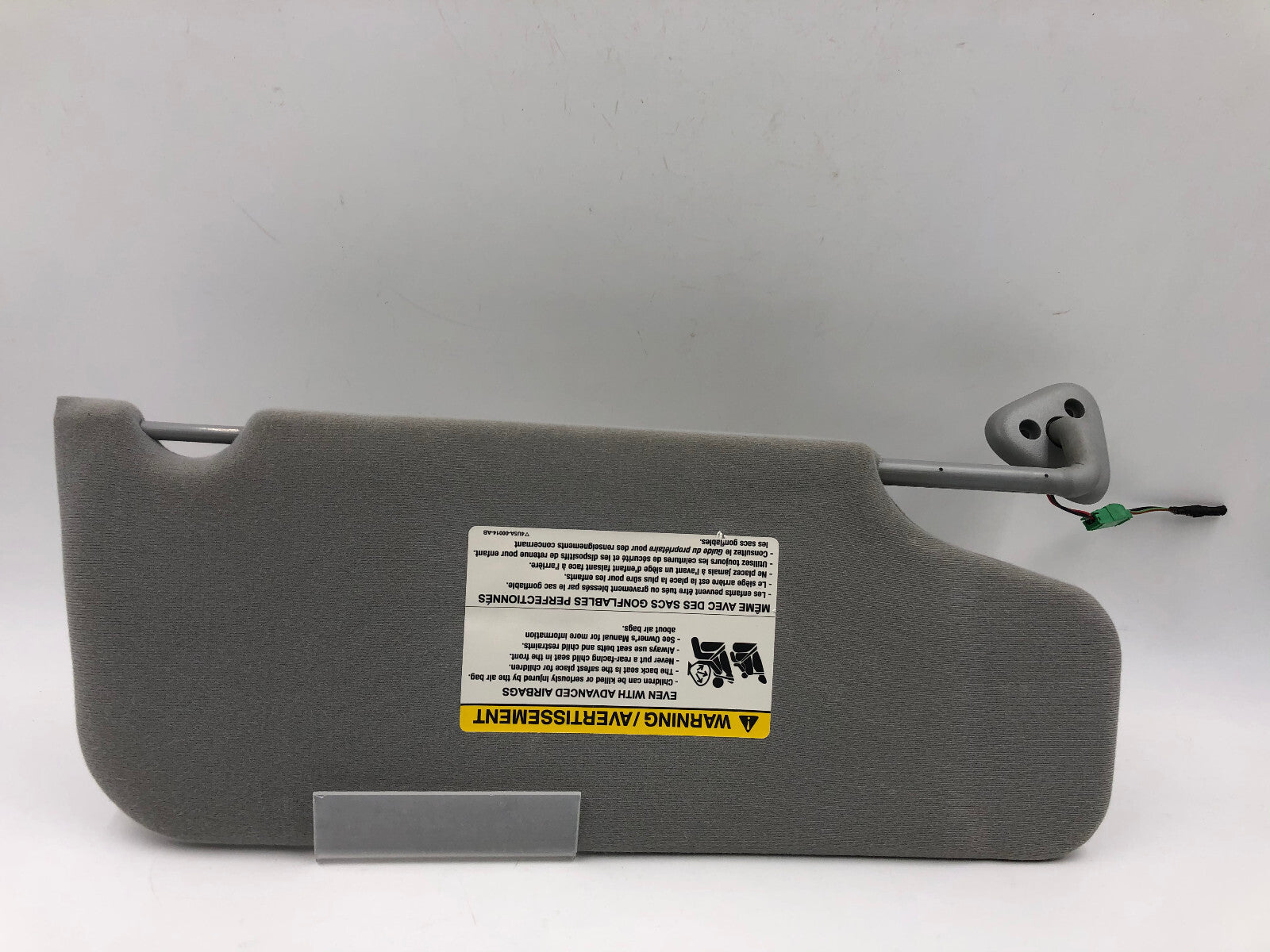 2005-2007 Ford Freestyle Driver Sun Visor Gray Illuminated OEM D04B28004