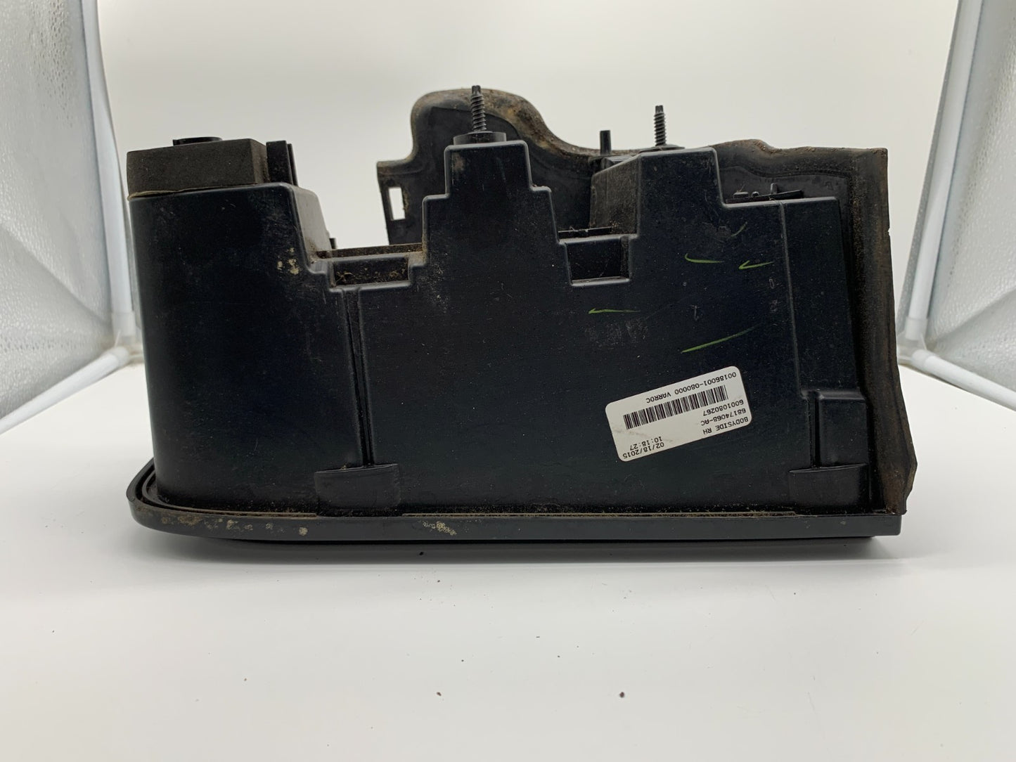 2015-2023 Dodge Challenger Passenger Side Tail Light Taillight OEM B04B28020