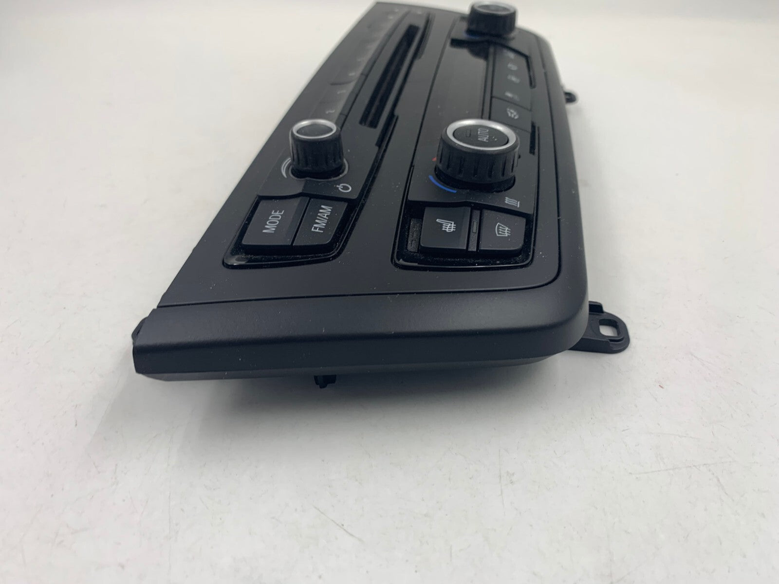 2016-2020 BMW 320i AC Heater Climate Control Unit OEM A01B42024