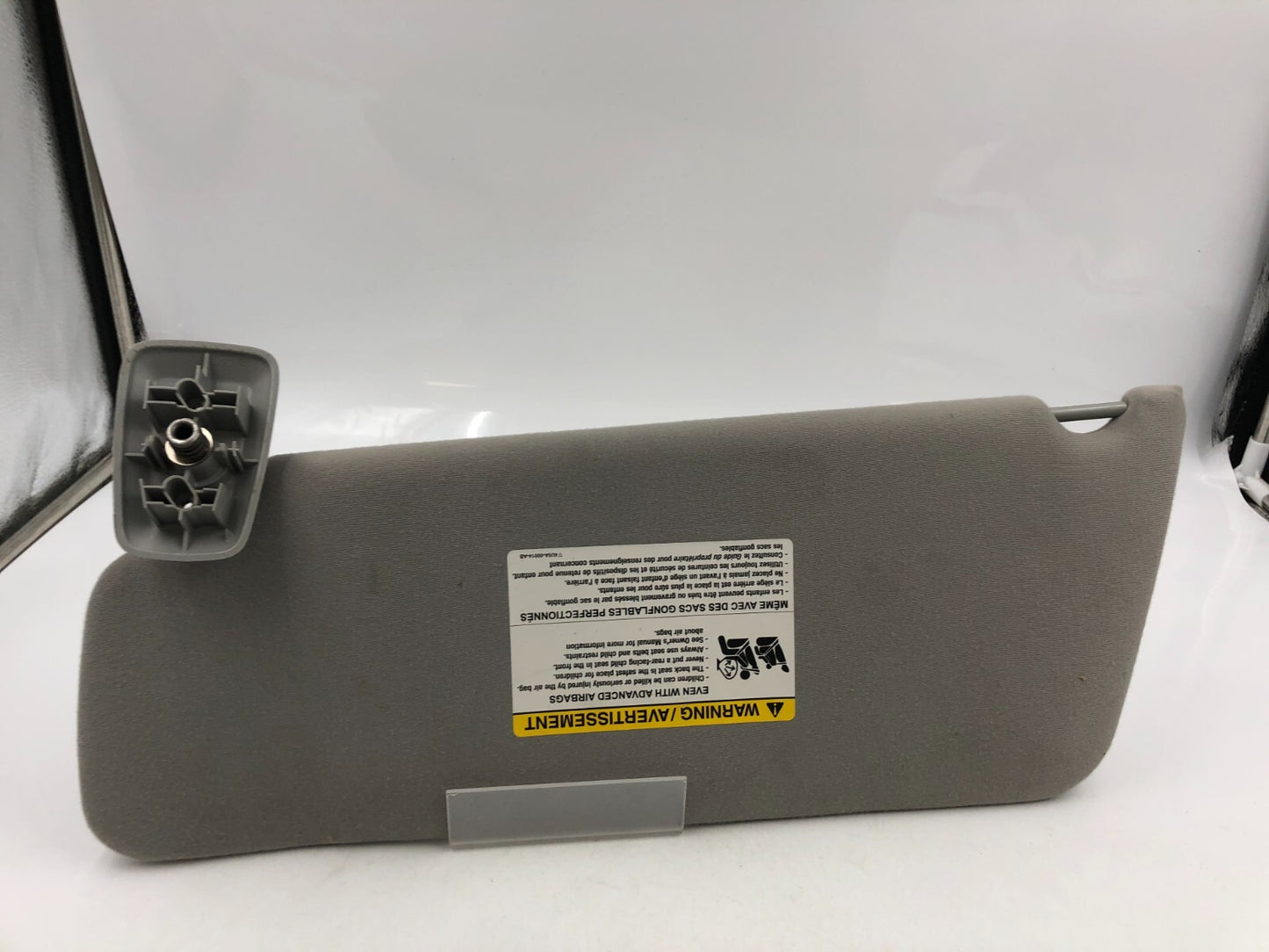 2004-2008 Ford F-150 Passenger Sun Visor Gray OEM D01B25063
