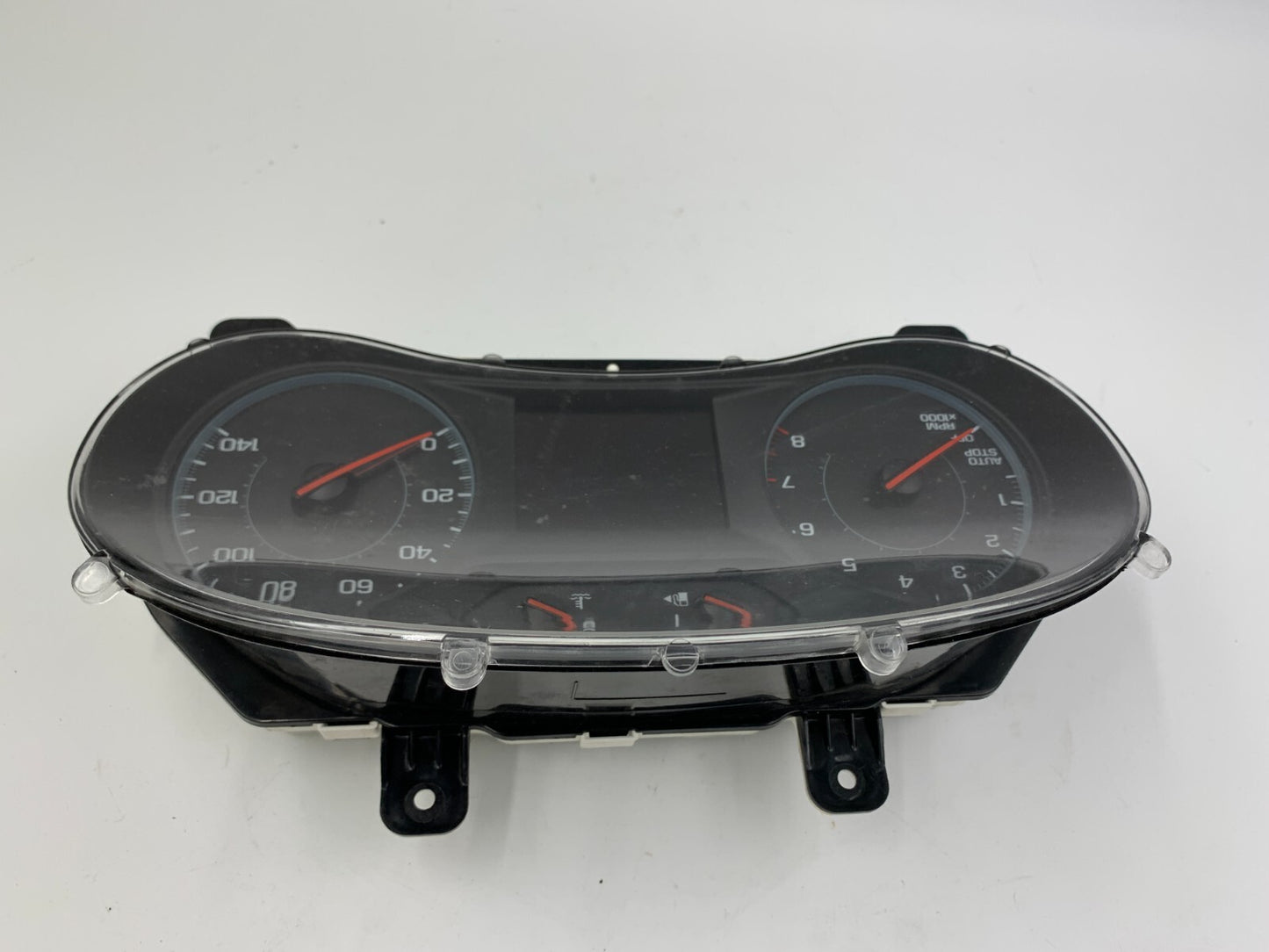 2017-2018 Chevrolet Malibu Speedometer Instrument Cluster 5927 Miles D02B05053
