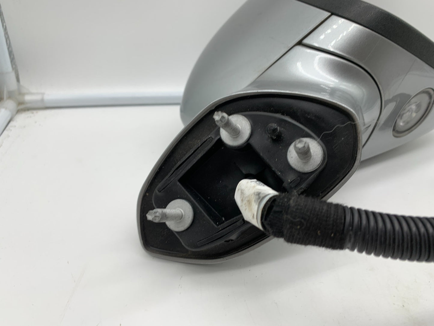 2019-2020 Ford Fusion Passenger Side View Power Door Mirror Silver BSA C04B36024