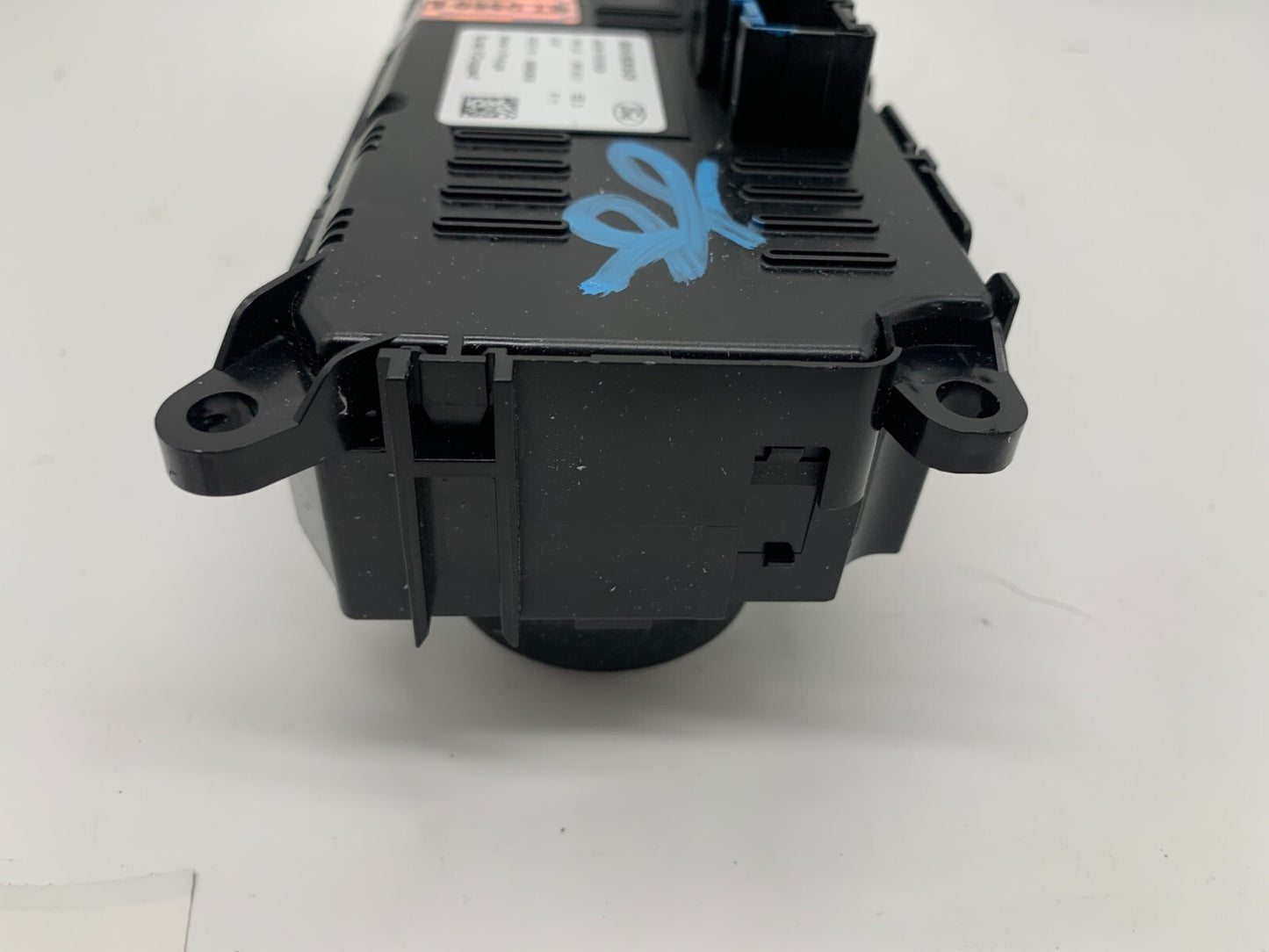 2018-2020 Ford Ecosport AC Heater Climate Control Unit OEM C04B57009