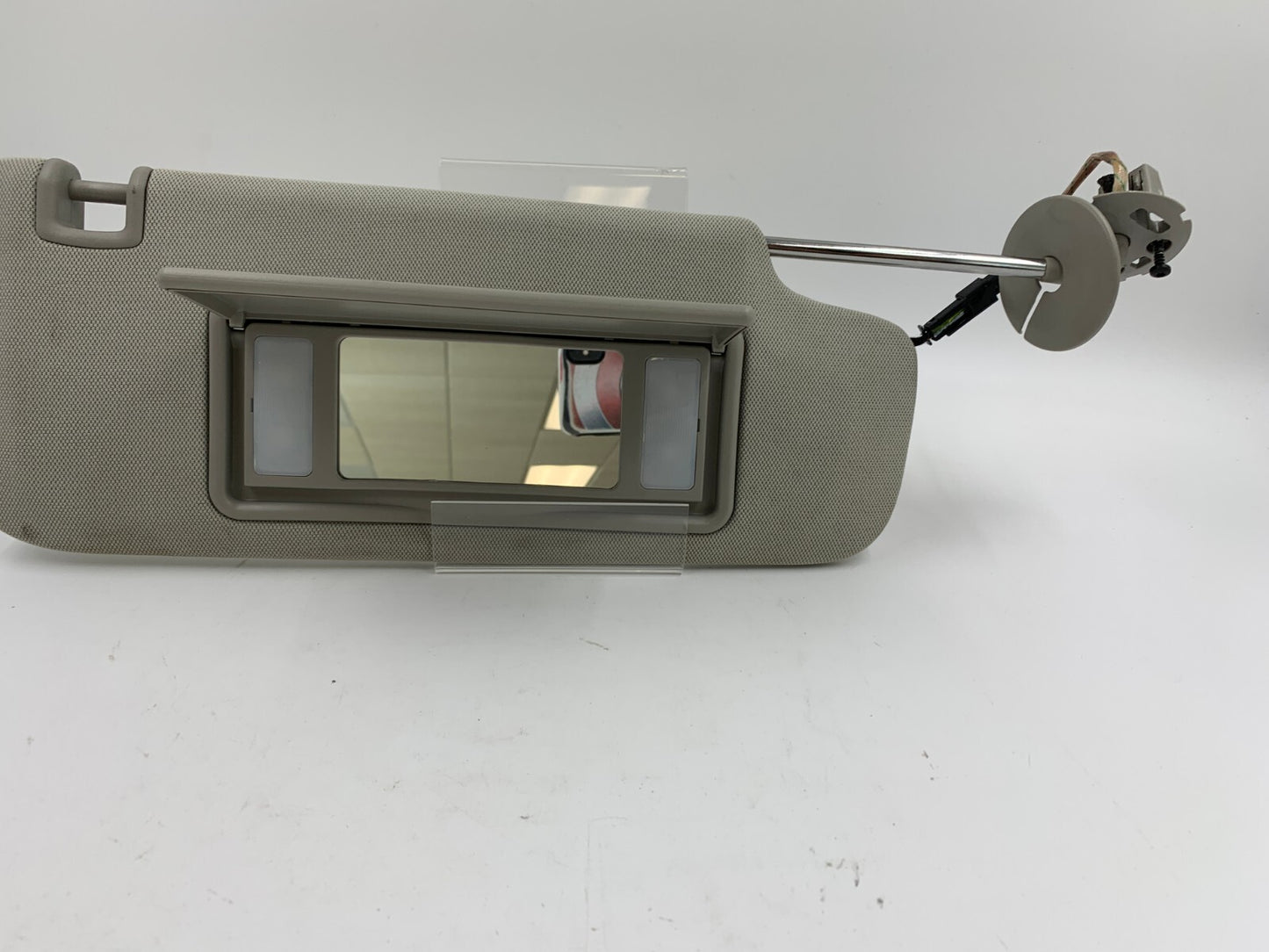 2013-2016 Chevrolet Malibu Passenger Sun Visor Gray Illuminated OEM D04B13094