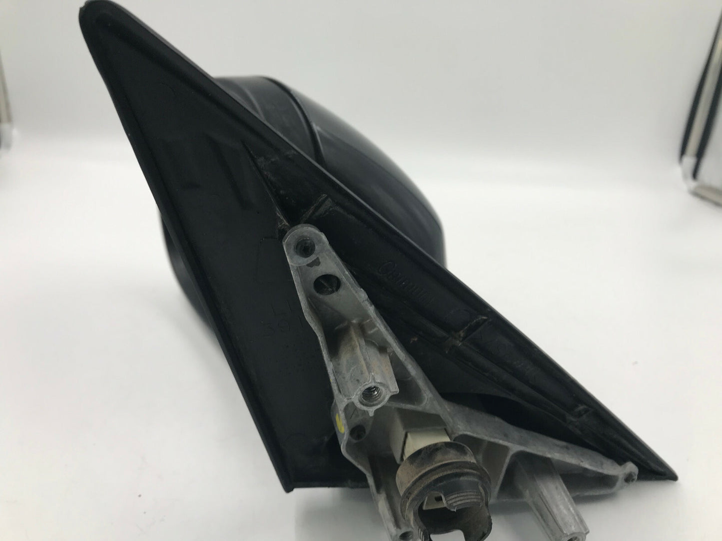 2009-2012 BMW 328i Driver Side View Power Door Mirror Gray OEM D01B13025