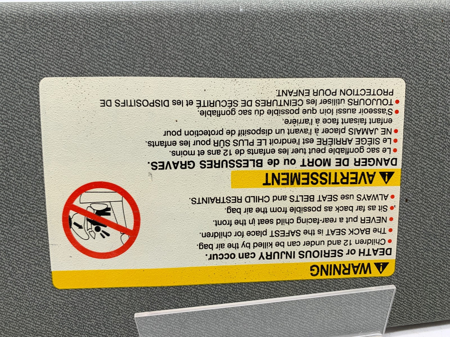 2005-2010 Pontiac Wave Driver Sun Visor Gray OEM B01B20102