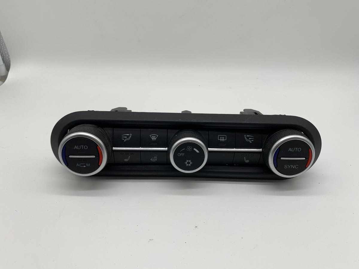 2017-2019 Alfa Romeo Giulia AC Heater Climate Control Unit OEM C02B30067