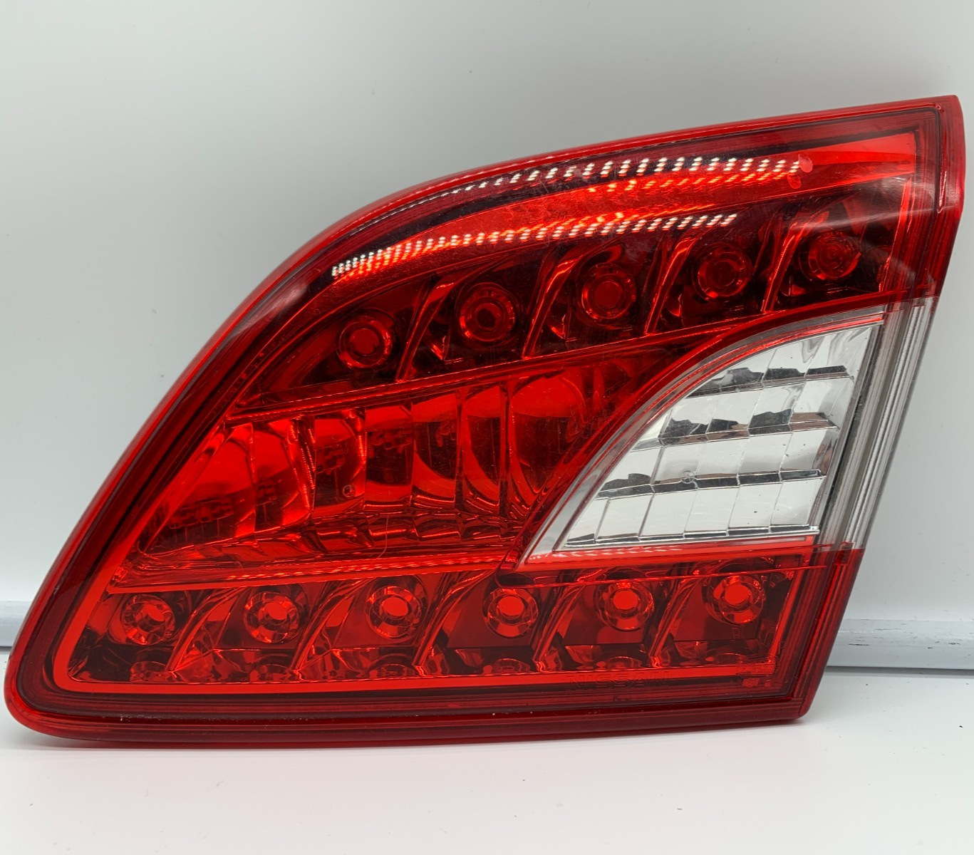 2013-2015 Nissan Sentra Passenger Side Inner Trunk Lid Tail Light OEM B03B28003