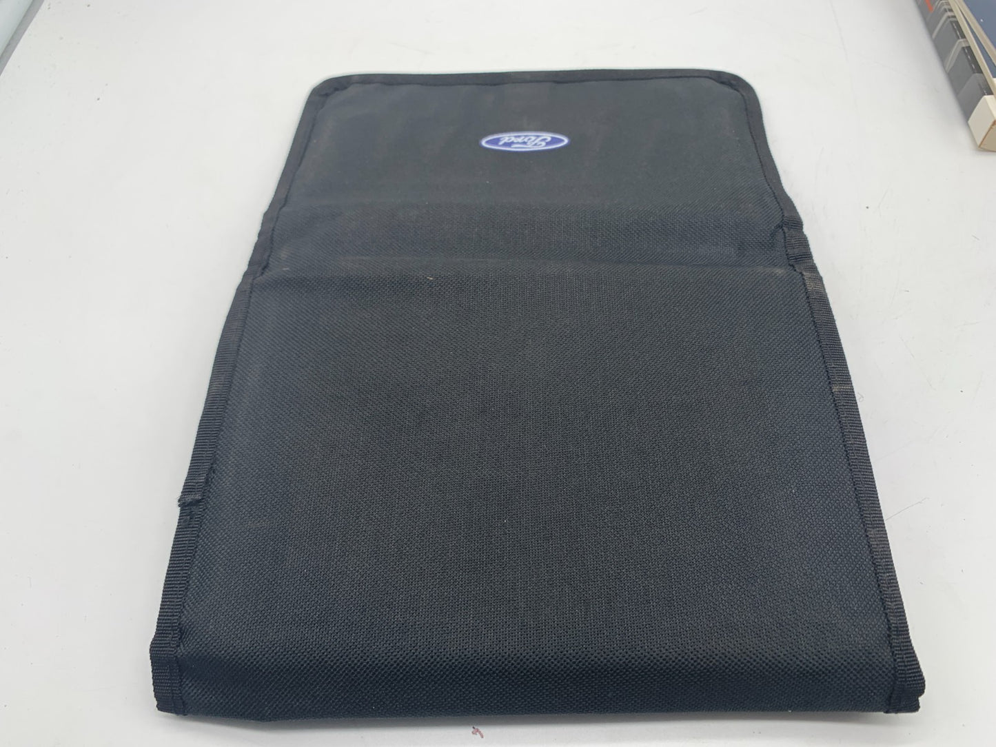 2017 Ford Fusion Owners Manual Set with Case OEM A02B50020