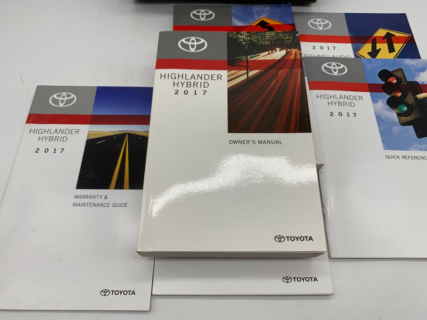 2017 Toyota Highlander Hybrid Owners Manual Set with Case OEM