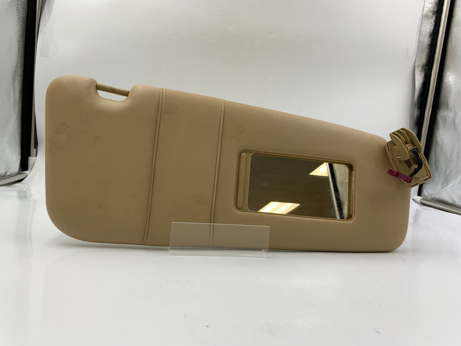 2004-2007 BMW 525i Passenger Sun Visor Tan Illuminated OEM C03B25050